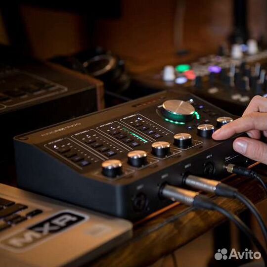 Arturia Audiofuse Studio звуковой аудиоинтерфейс