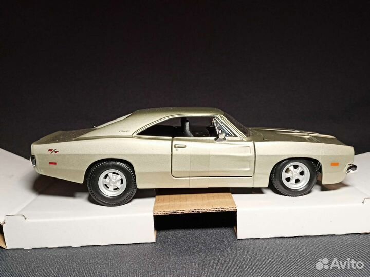 Модель Dodge Charger R/T 1969 Maisto 1:25