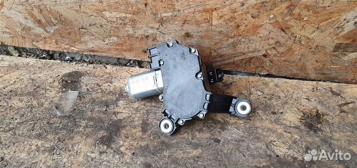 Моторчик стеклоочистителя задний Opel Astra J GTC