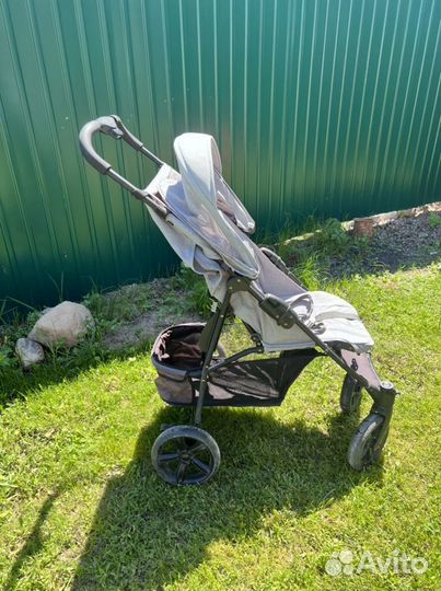 Коляска прогулочная