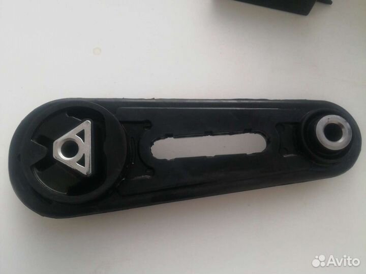 Опора двигателя (логан)