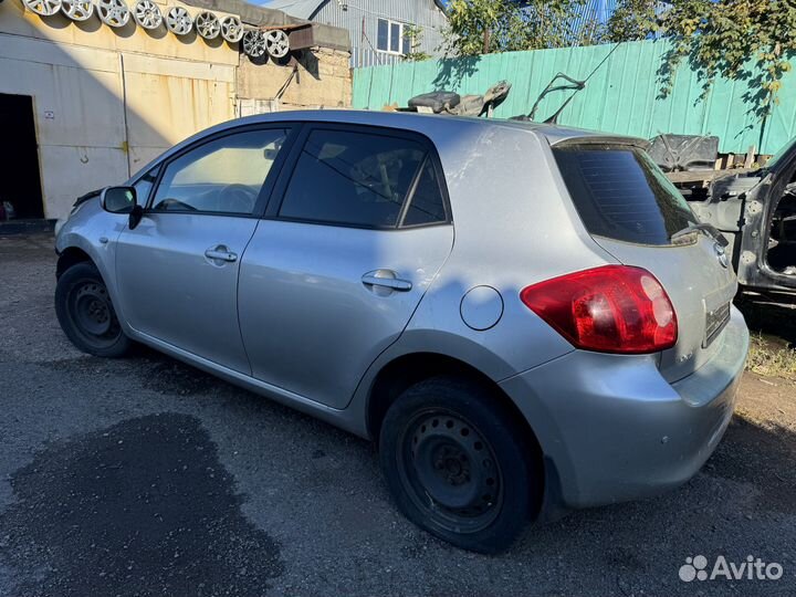 По запчастям Toyota Auris 1,6л ркпп