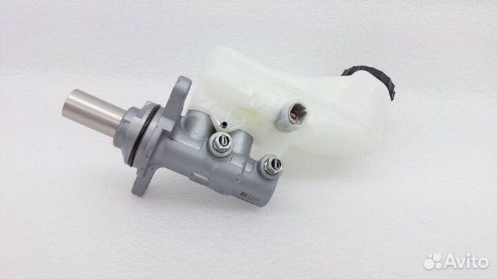 Главный тормозной цилиндр Toyota Rav4 XA50 M20afks