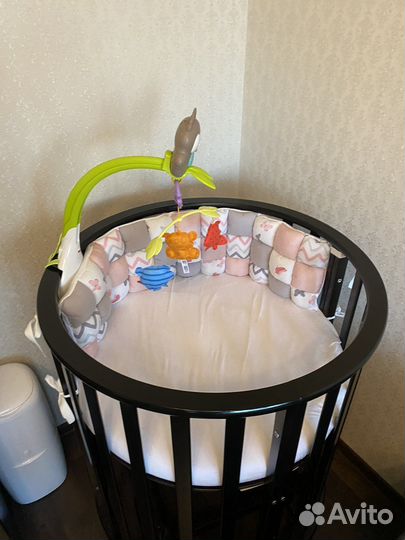 Бортики в детскую кроватку с постельным бельем