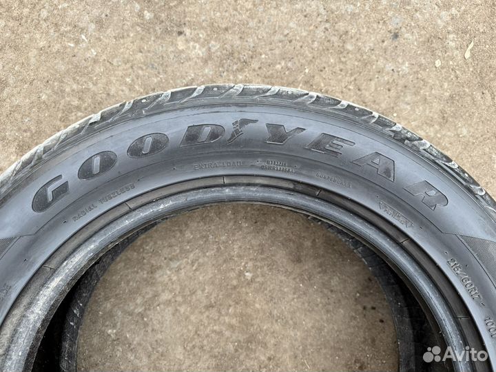 Goodyear Eagle F1 Sport 215/60 R17