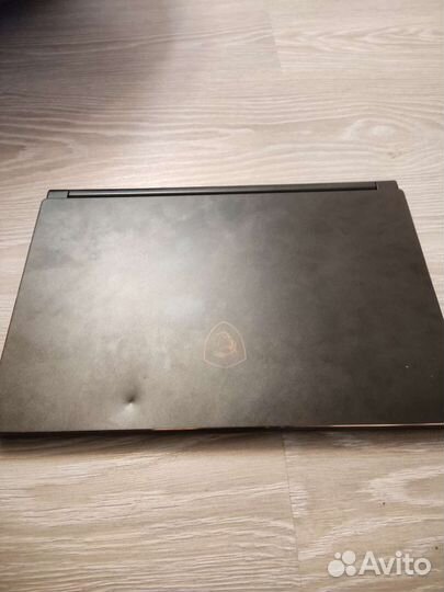Msi gs65 stealth thin 8RE