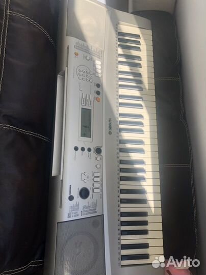 Синтезатор yamaha PSR E313