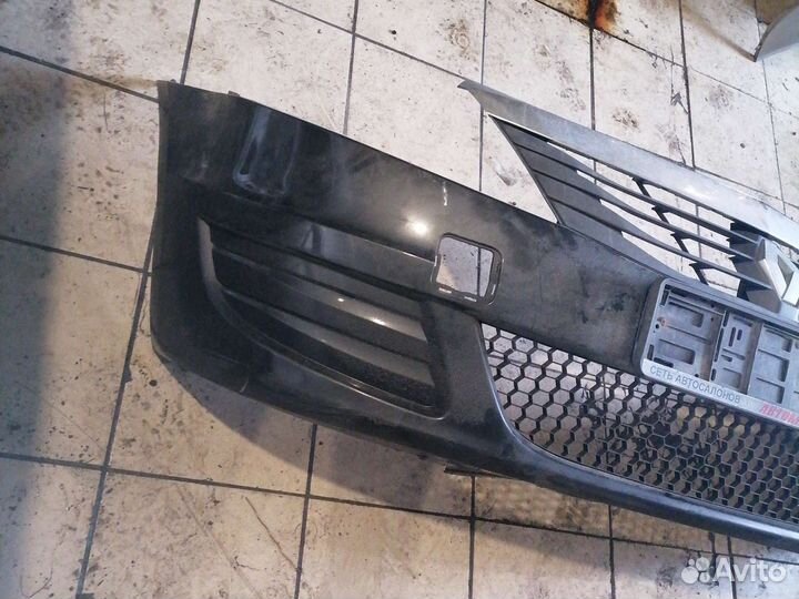 Бампер передний Renault Logan 1 фаза 2