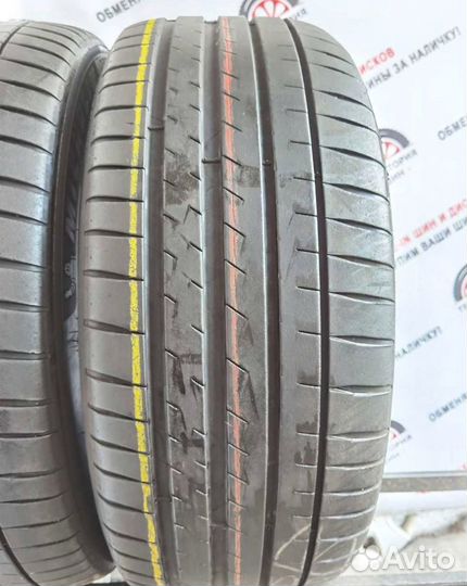 Michelin Pilot Sport 4 235/45 R19 99Y