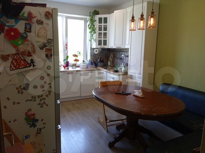 3-к. квартира, 70,8 м², 4/5 эт.