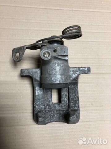 Суппорт задний правый Ауди А6 Ц5; А4 Б5; Пассат Б5