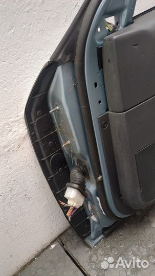 Дверь боковая правая передняя Chrysler 300C, 2008