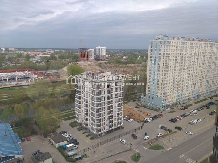 3-к. квартира, 98,8 м², 17/18 эт.