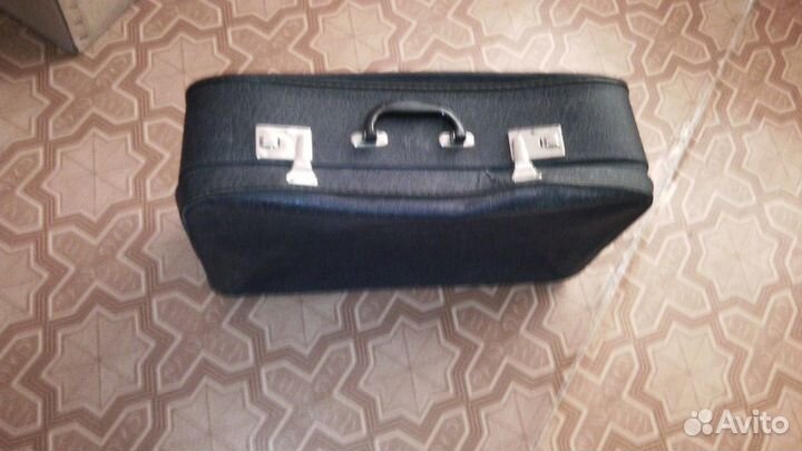 Продаю чемодан для реквизита на фотосессии