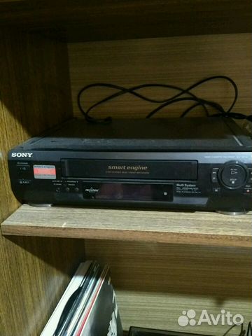 Видеомагнитофон