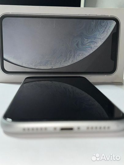iPhone Xr, 128 ГБ