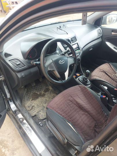 Hyundai Solaris 1.6 МТ, 2015, 412 000 км