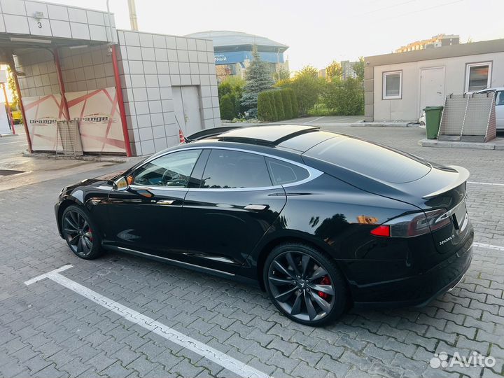 Tesla Model S 470 л.с. AT, 2014, 150 000 км