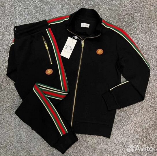 Спортивный костюм Gucci