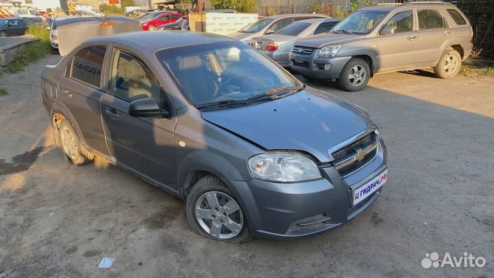 Стекло двери задней правой Chevrolet Aveo (T250) 9