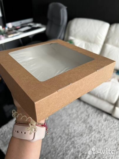 Коробка крафт с прозрачным окном 20х20