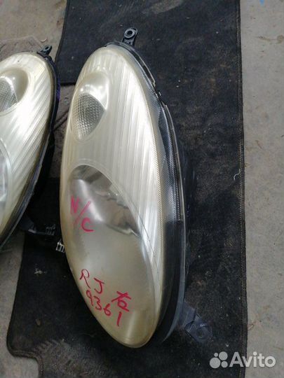 Фара Nissan March K12