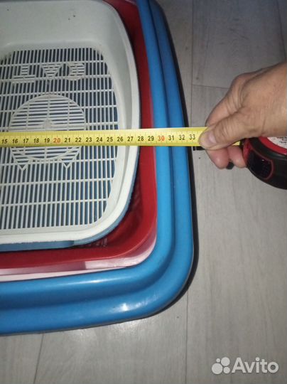 Лоток, лежанка,шлейки,пеленки