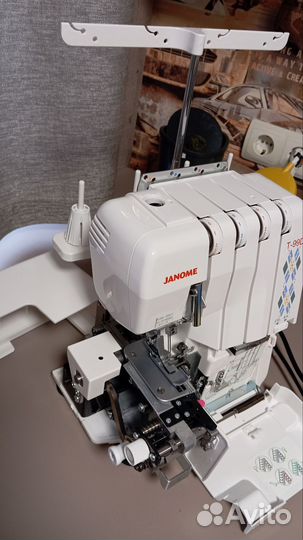 Оверлок janome T-99D