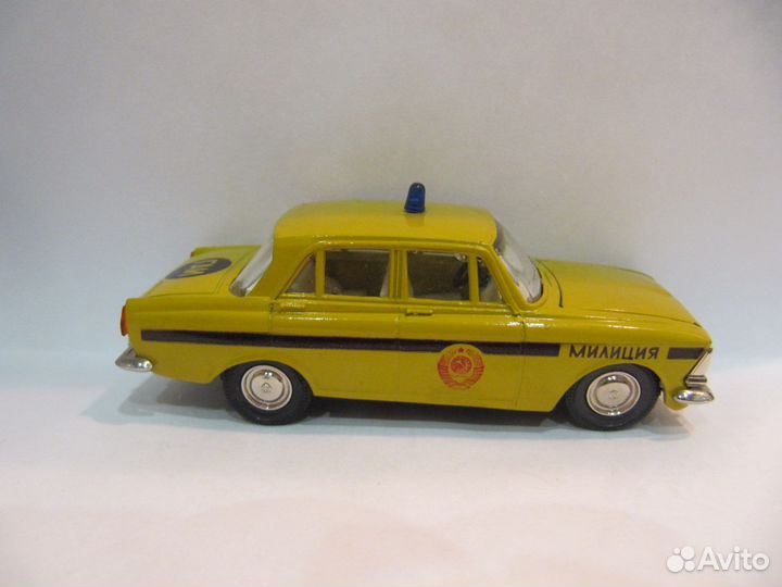 Модель Москвич 412 А8 гаи. Мигалка капля