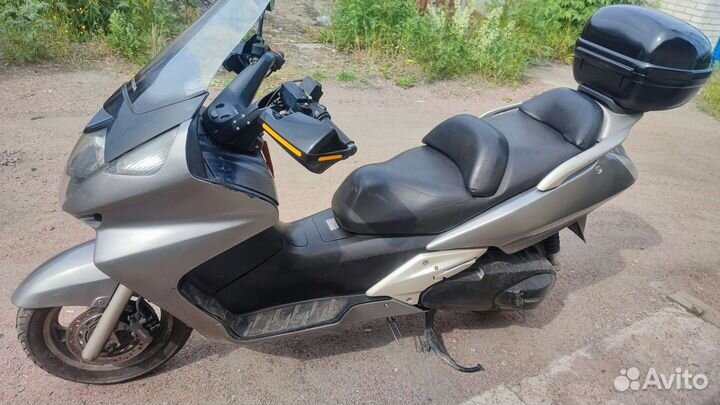 Honda silver wing 600