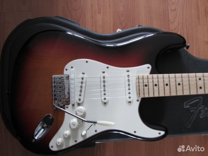 Fender American VG Stratocaster Roland, как новая