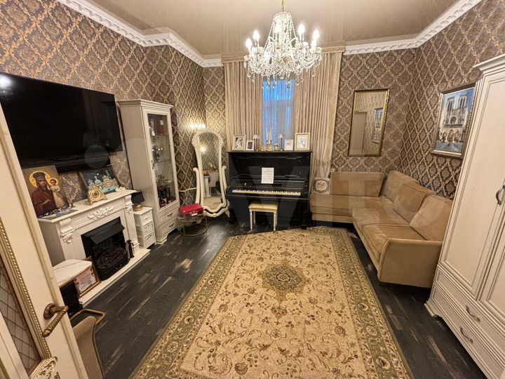 2-к. квартира, 72,2 м², 4/4 эт.