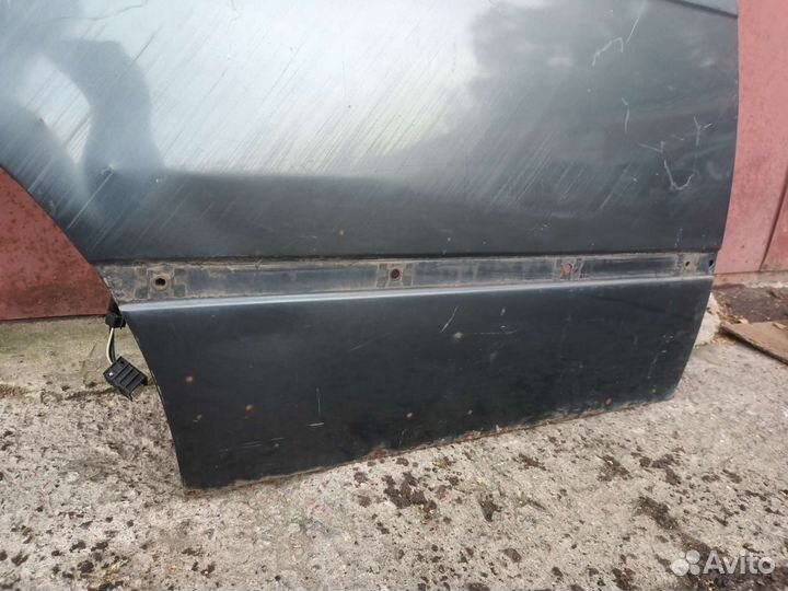 Дверь задняя правая BMW e36 универсал