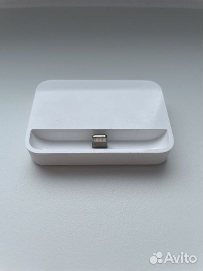 Док-станция Apple MF030ZM/A белая