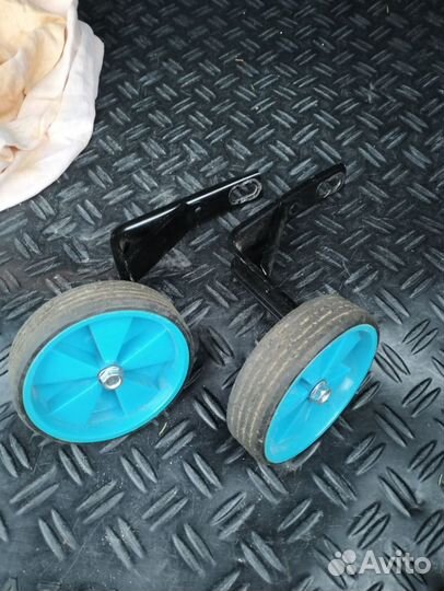 Боковые колеса для детского велосипеда