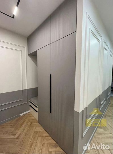 Шкаф купе с зеркалом