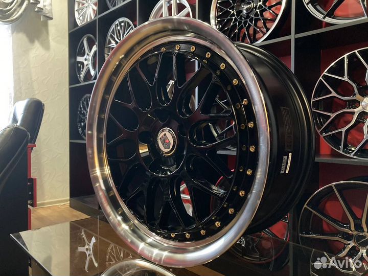 Диски R18 5x114,3 Sakura YA107