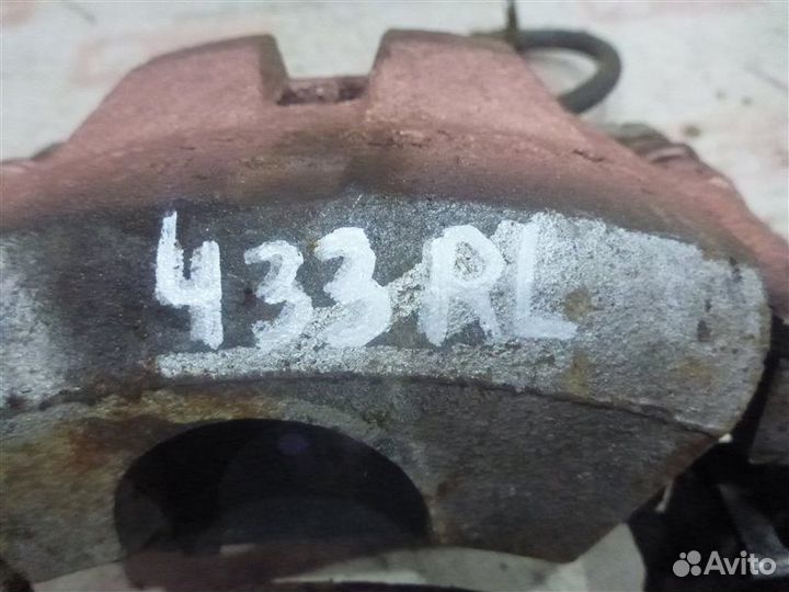 Суппорт передний левый Toyota Camry GSV40 2GR-FE