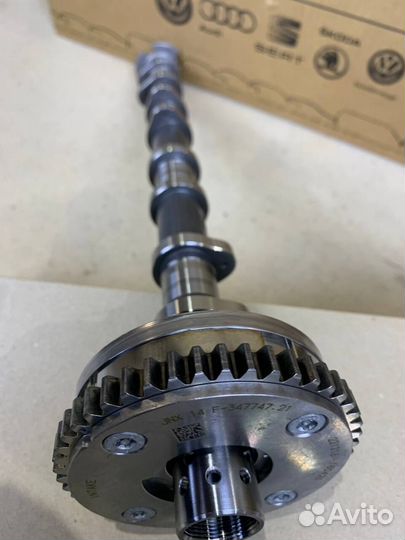 Распредвал с фазорегулятром Октавия Тигуан 1.8 2.0