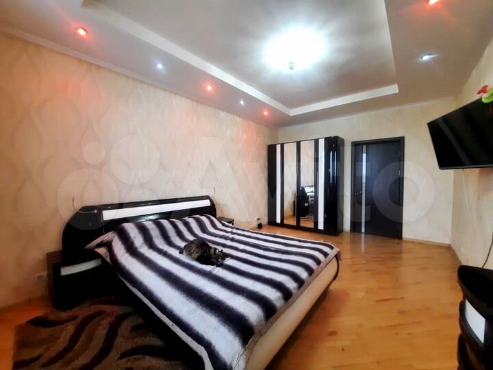 2-к. квартира, 100,8 м², 9/10 эт.