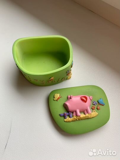 Шкатулка с поросенком 6,5х5 см
