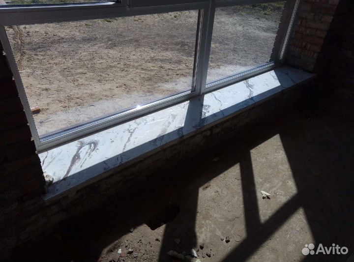 Подоконники и откосы из искуственного камня