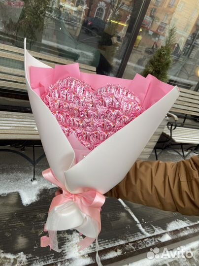 Букет сердце из конфет подарок любимой