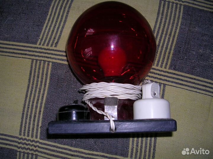 Лампа для фотоувеличителя красная