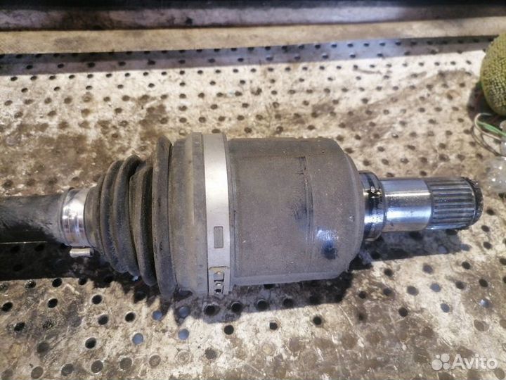 Привод передний левый Hyundai Tucson