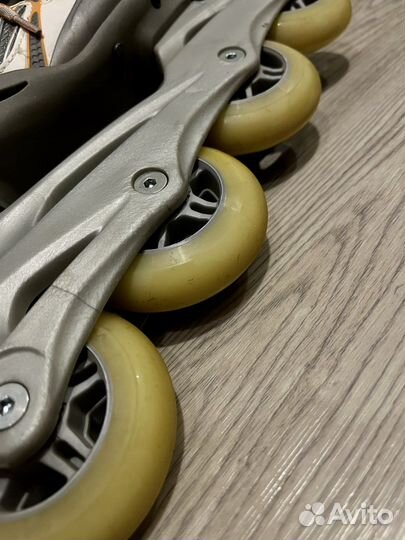 Роликовые коньки Fila