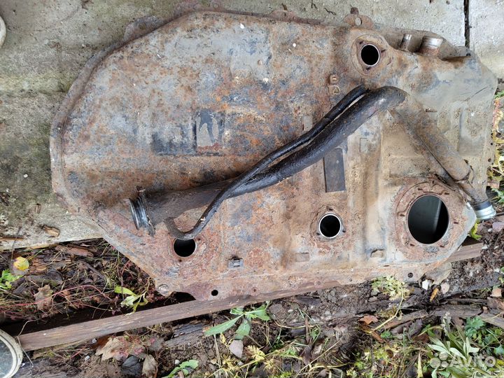 Топливный бак и горловина lancer 9 оригинал