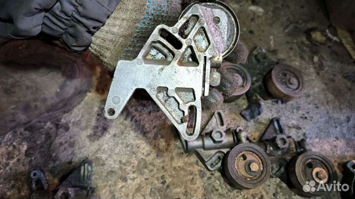 Натяжитель ремня грм 2.3 AAR NG 054109479