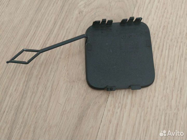 Заглушка буксировочного крюка BMW G20