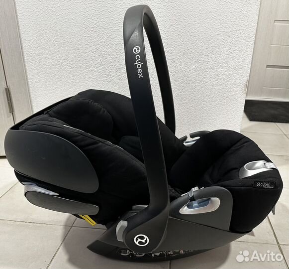 Автолюлька Cybex Cloud Z I-Size Plus + адаптеры